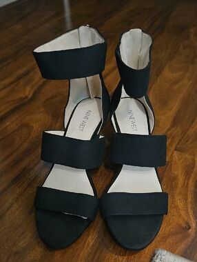Nine West Black Three-Strap Ankle Sandals Size 8